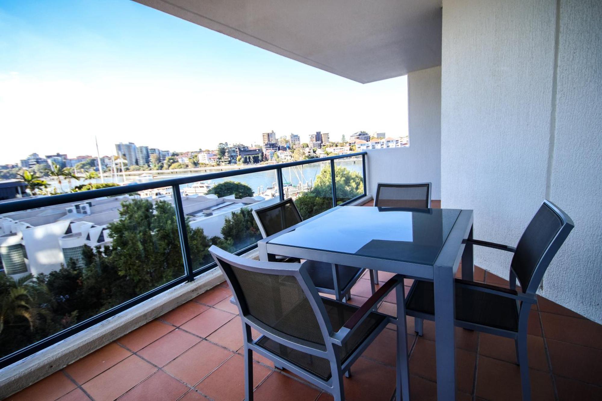 Dockside Brisbane Aparthotel Exterior photo