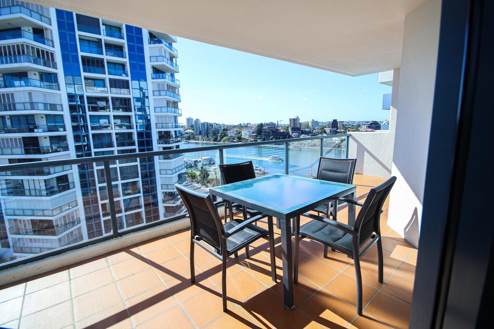 Dockside Brisbane Aparthotel Exterior photo